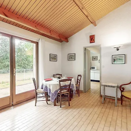 Ferienhaus Amazing In Saint-georges-de-didon Saint-Georges-de-Didonne